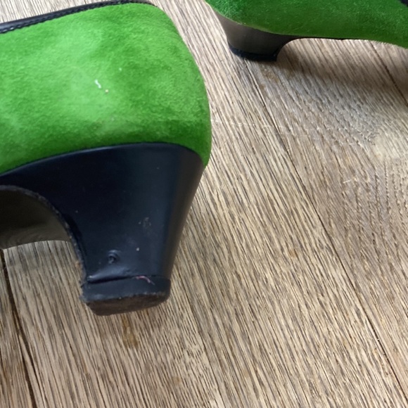 Marc Jacobs Suede Heels - Picture 7 of 7